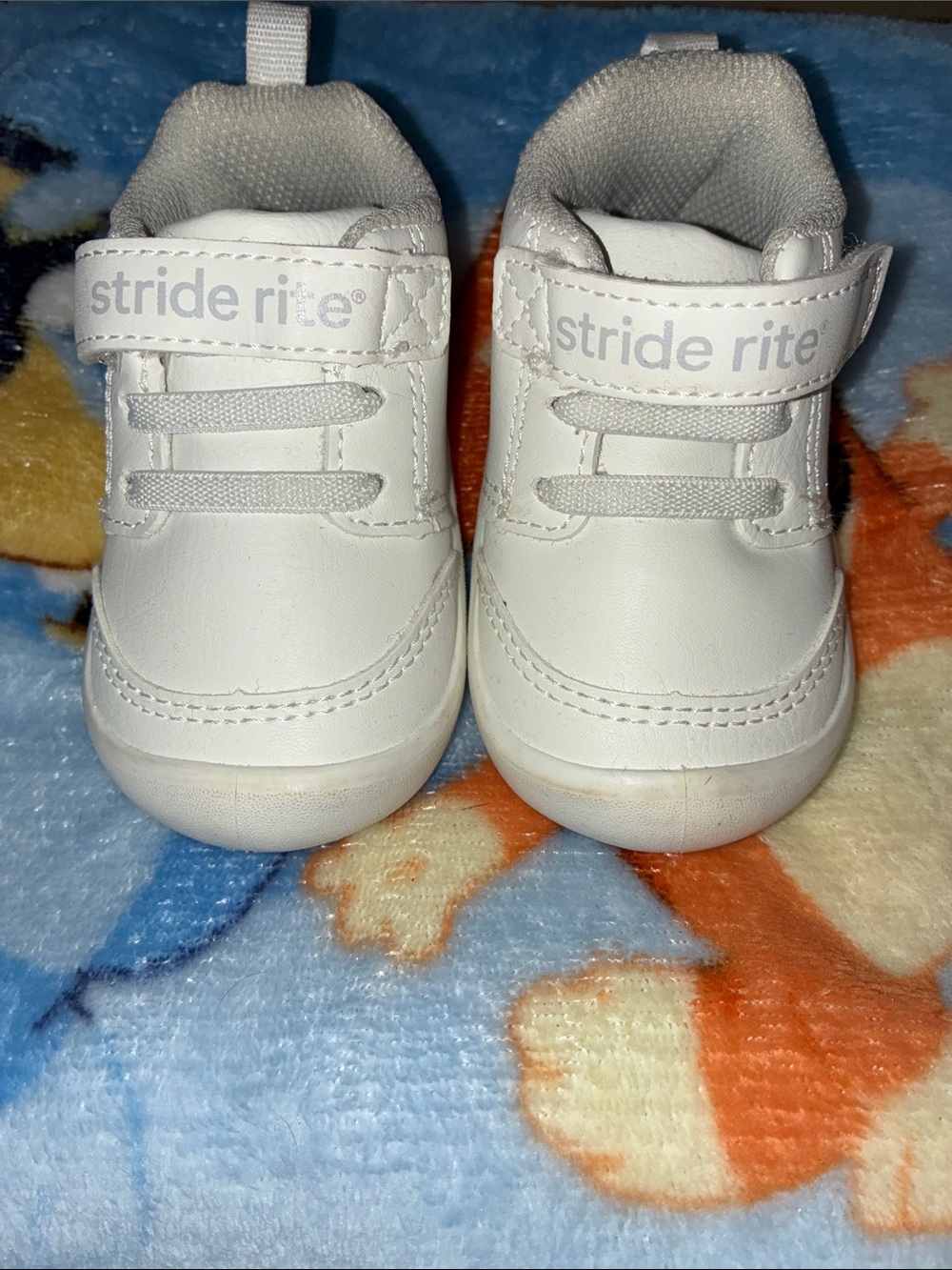 Stride Rite White Baby Walker Shoes - Easy Hook & Loop Fit